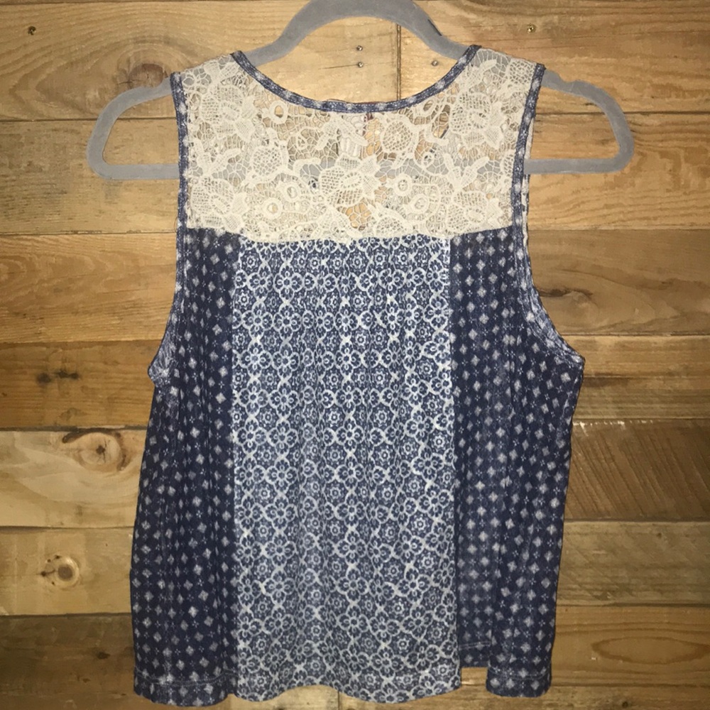 Arizona Jean Co. Blue Patterned Tank Top - Picture 4 of 4